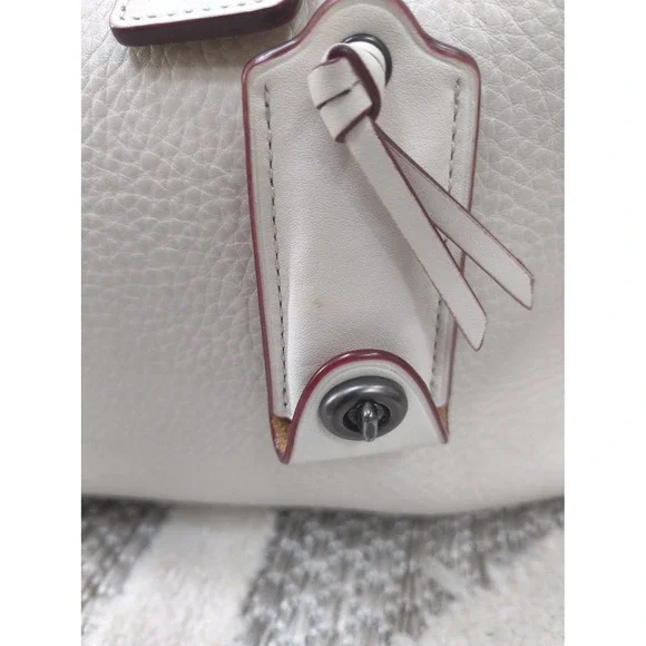 Coach 1941 Rogue Rivets - Fair Condition no straps - Picture 10 of 12